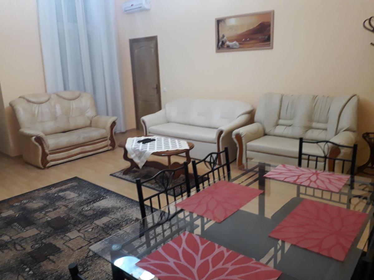 Piac Utcai Apartman Debrecen Dış mekan fotoğraf