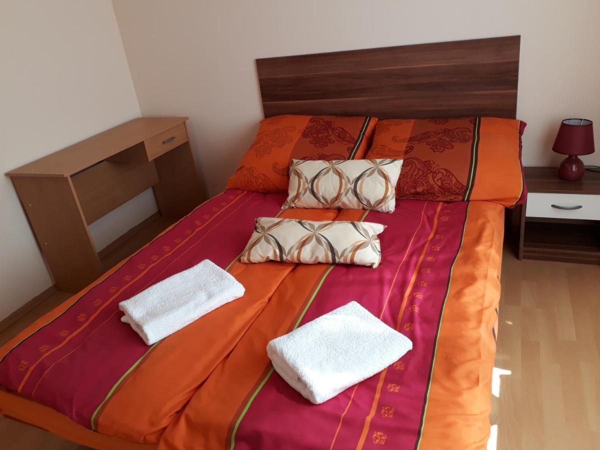 Piac Utcai Apartman Debrecen Dış mekan fotoğraf