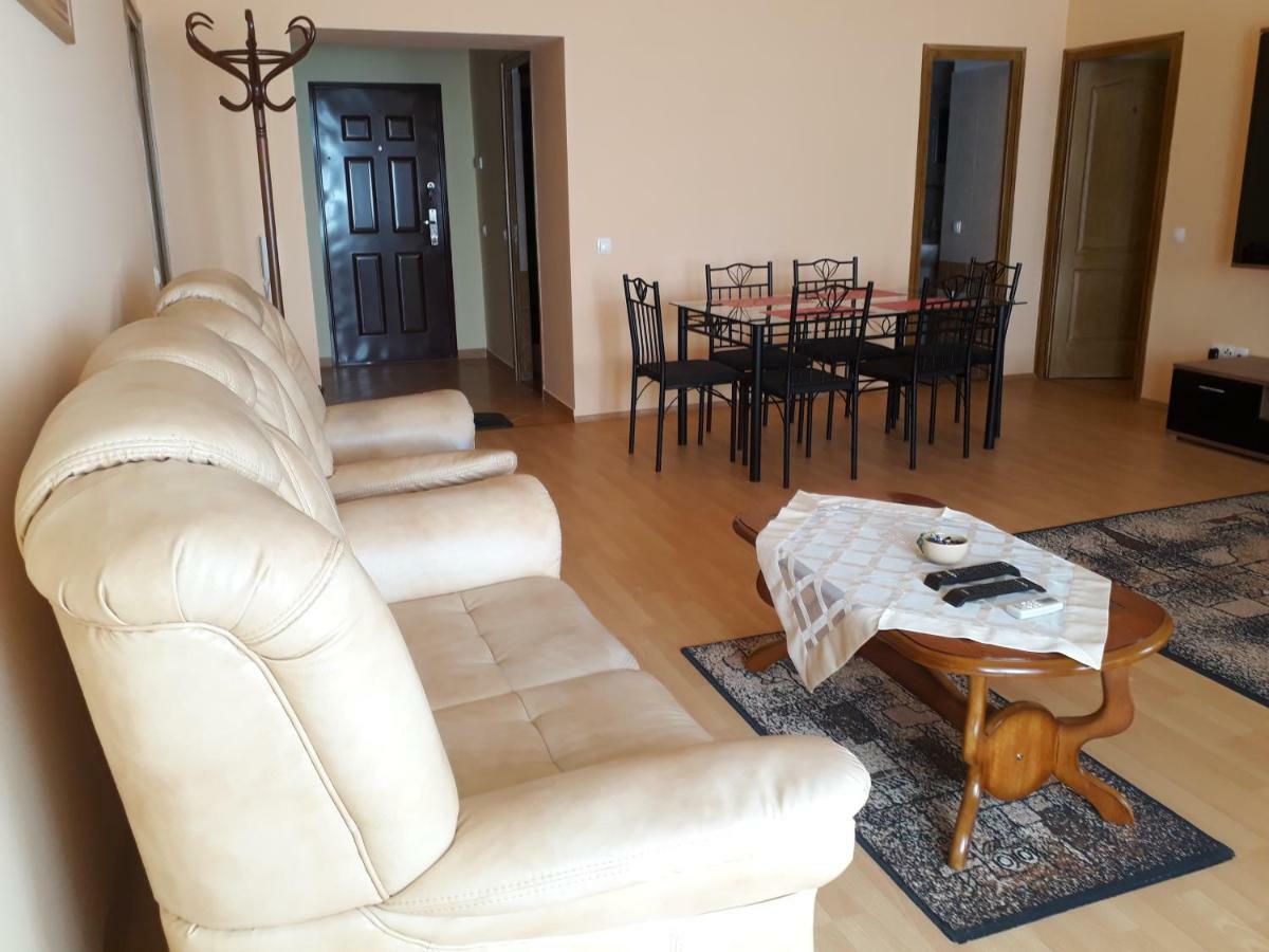 Piac Utcai Apartman Debrecen Dış mekan fotoğraf