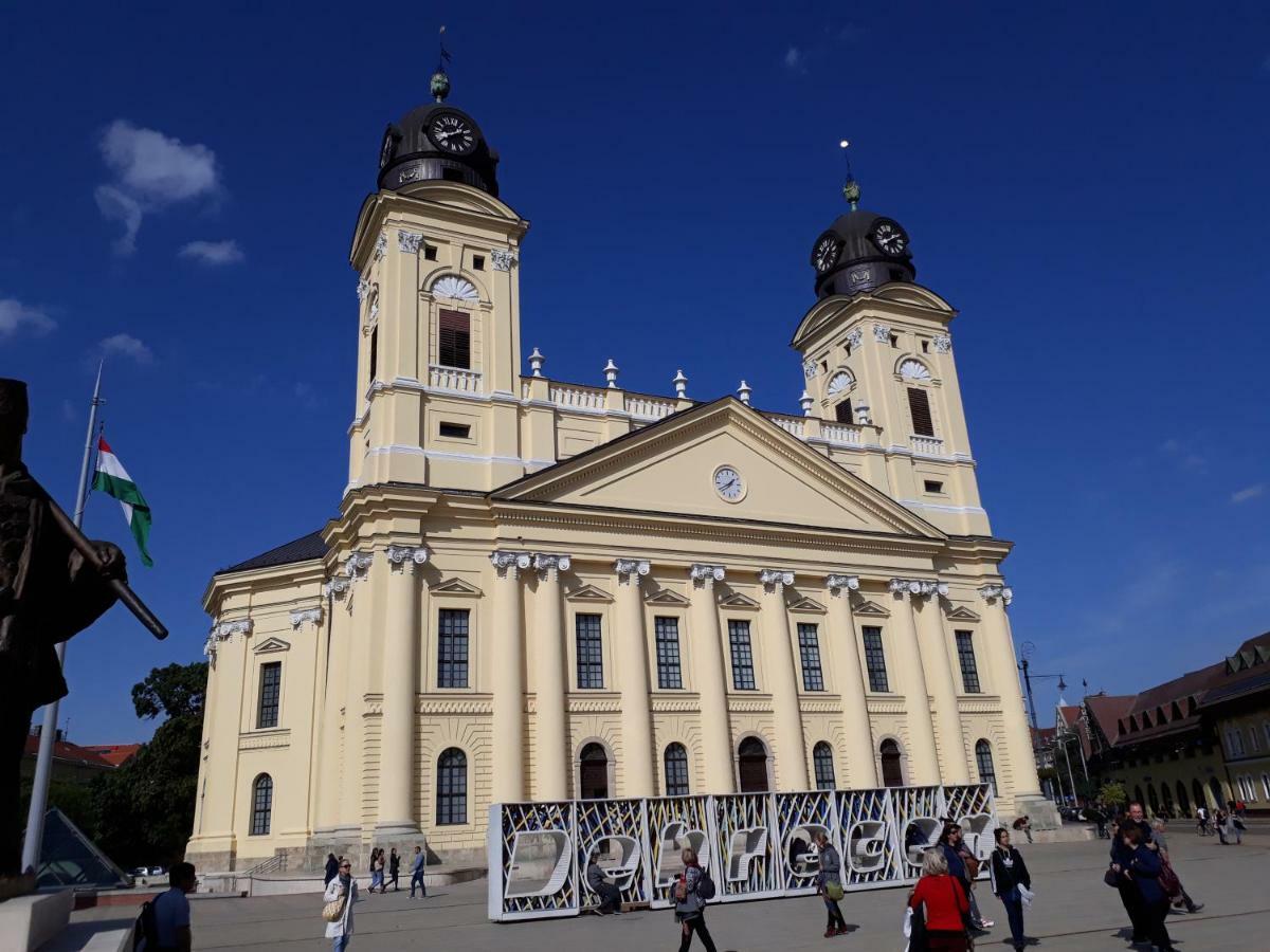 Piac Utcai Apartman Debrecen Dış mekan fotoğraf
